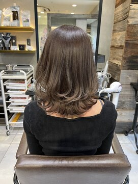 トルネード(TORNADO) レイヤーカットハニーグレージュ　n7.4