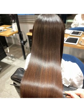 ライフ(LIFE) 髪質改善ヘアエステ/縮毛矯正/ストレート/イメチェン/フェミニン