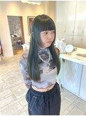 オリーブグレー