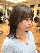 ビュートリアム265(BEAUTRIUM 265)&nbsp;ブルージュカラー ハイライト ブルーグレージュ 顔周りカット