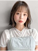 レイヤーカット薄めバングモテ髪オリーブベージュボブウルフ