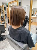 "切りっぱなしボブ"