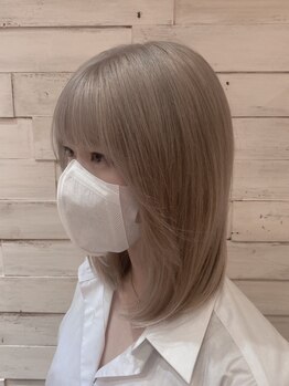 アバシュ A V A S Hの写真/サロンリピート率90%◎髪のダメージを最小限に抑え、艶感のある仕上がりに!髪に優しく、色持ちも良いと評判