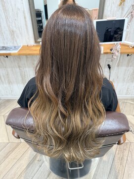 ルヴェール 茜部店(Le Vert) グラデーションカラー