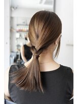 ヘアアンドライフシー(HAIR&LIFE C)&nbsp;簡単三つ編みローポニー