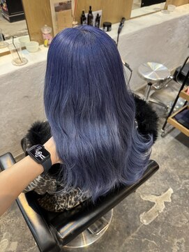 チャプター 問屋町(chapter) ケアブリーチラベンダーブルーカラー顔まわりレイヤーカット韓国