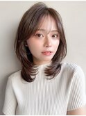 前髪ココアベージュシースルーバングエアリーカールうるツヤ
