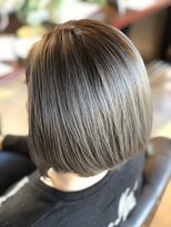 ラグゼヘア(Luxe hair)&nbsp;プラチナアッシュ