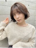 大人ガーリー ふんわりボブ 透明感グレージュカラー