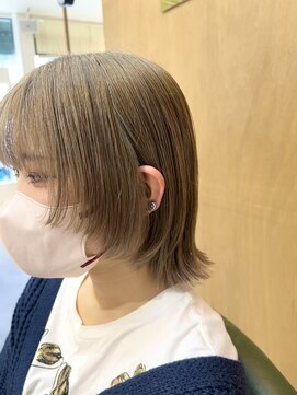 ハレヘアー ホーム(Hale hair home) Silver gray/layer bob