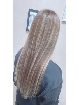 レアナ バイ ニーナ(Leana by NINA) #プルエクステ