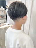 福山人気caary刈り上げショートヘアベリーショート流し前髪20代