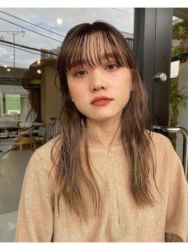 ソワ オモテサンドウ(SOIE OMOTESANDO) 【SOIE】くせのある髪を生かしたスタイリングヘア