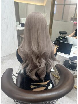 ロンド レア 天神大名店(Lond Le’a) ケアブリーチを使用したダメージレスな高明度カラー