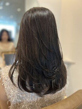 ユッカ 梅田(YUCCA) 【 YUCCA 】大人可愛い20代30代40代 ミディアム/レイヤーカット