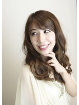 カットバンク(CUT BANK) 洗練なウェーブを大人モードに