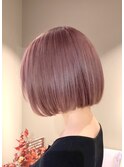 くすみ感スモーキーピンク×ボブ