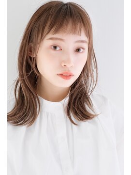 チャンチ(chanch) 軽めバングストレートスタイル