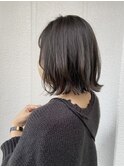 レイヤーボブ×オリーブグレージュ