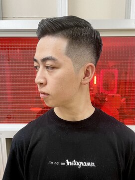 メリケンバーバーショップ トーキョー(MERICAN BARBERSHOP TYO) YS STILE.束感ショート.波巻き.ハイライト.マッシュパーマ121