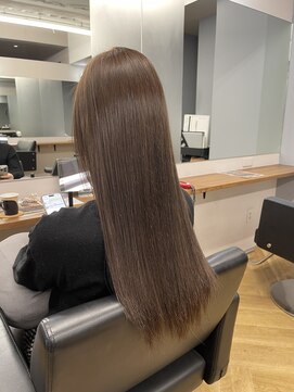 シカ 神戸三宮元町店(Cica) 髪質改善 UPTOGLOSS 三宮 神戸美容室 美髪 トリートメント 元町