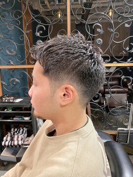 ヴァンガードマン 早稲田(vanguardman) ポイントパーマ/ローフェードスタイル