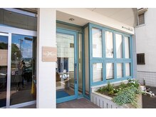ミツマル SEDA店(MITSUMARU)の雰囲気（水色の小窓が目印です♪綾部駅から徒歩３分）