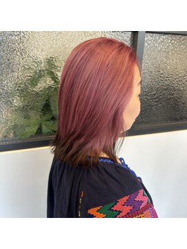 イーチエフ(each f.) 【山田紗羅】ピンク裾カラー