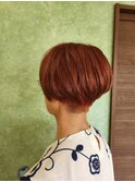 ショートボブ