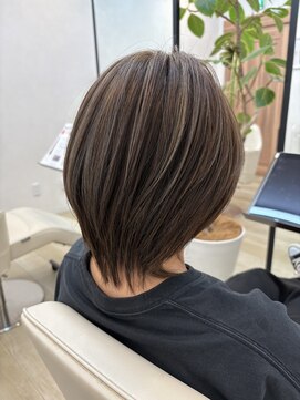 シーン(SCENE) グレージュ/ハイライト／ブリーチカラー/髪質改善/透明感カラー