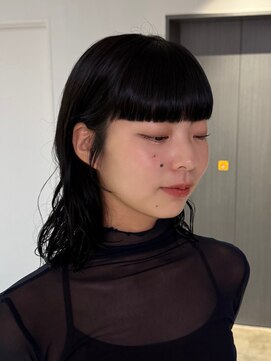 カイラ(KAILA) 艶カラー/ミディアムパーマ :樋口