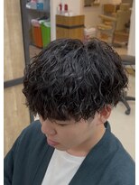 メンズギフト(men's GIFT)&nbsp;刈り上げツーブロックツイストスパイラルパーマメンズマッシュ