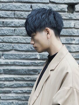 ジゼル(gisele) 刈り上げ navy mash