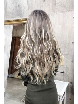 ミラク 町田(MIRAC) 【MIRAC町田店河原崎】グレージュハイライトスタイル