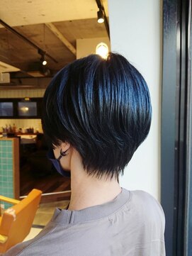 アルーシェ elua店(Alushe) ダークアッシュ ショート