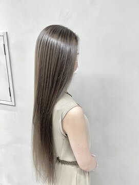 フェリア 松山(Feria) 【Feria松山】サラツヤエアリーベージュ“石田幸輔”