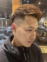 フリーク バーバーショップ 都島店(FREAK BARBER SHOP) アップバングフェードN