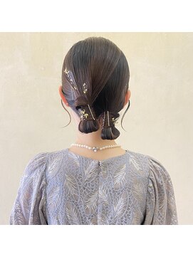 インサイドアウト(IN SIDE OUT+) ツインアレンジ / タイトアレンジ / お団子【IN SIDE OUT＋】