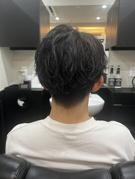 プラウド(PROUD) フェザーパーマ/2024年大流行スタイル/田町/メンズパーマ/床屋