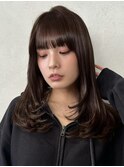 顔周りレイヤーカットくびれヘアミルクティーベージュカラー