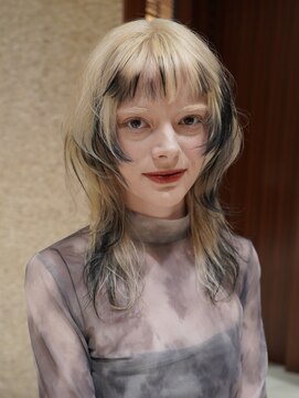 ピークアブー 原宿ハラカド(PEEK-A-BOO) ハイトーンカラー/デザインカラー/ハイトーンウルフ/金髪ウルフ