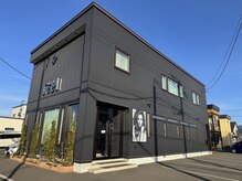 サロンドフィール 豊岡店(Salon de feel)の雰囲気（駐車場が広く使いやすい！）