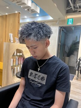 ルースト 渋谷店(ROOST) ジェットモヒカン×ホワイトメッシュ×ツイスパ