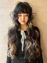 イル(iLe.)&nbsp;レイヤーカット/ウルフカット/ホワイトブロンド/外ハネボブ/美髪