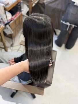 ハピネス 梅田茶屋町店(HAPPINESS) レイヤーカット/ブリーチなし/髪質改善トリートメント/艶髪