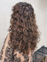トオ(TOH)&nbsp;ロングハードパーマスパイラルパーマカーリーヘアウェーブパーマ