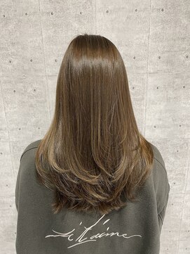 アッシュ 浦安店(Ash) レイヤーカット×オリーブベージュ