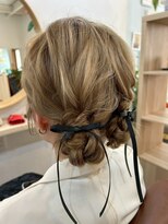 ヘアメイク メルシー(Merci)&nbsp;リボンアレンジヘアセット