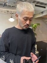 イーラー 日本橋 人形町(ealar) 人形町メンズカット/ハイブリーチ/ハイトーンカラー/ホワイト