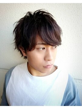 セブンフィズ(SEVEN fizz) ピンクアッシュ×ツーブロミディアム